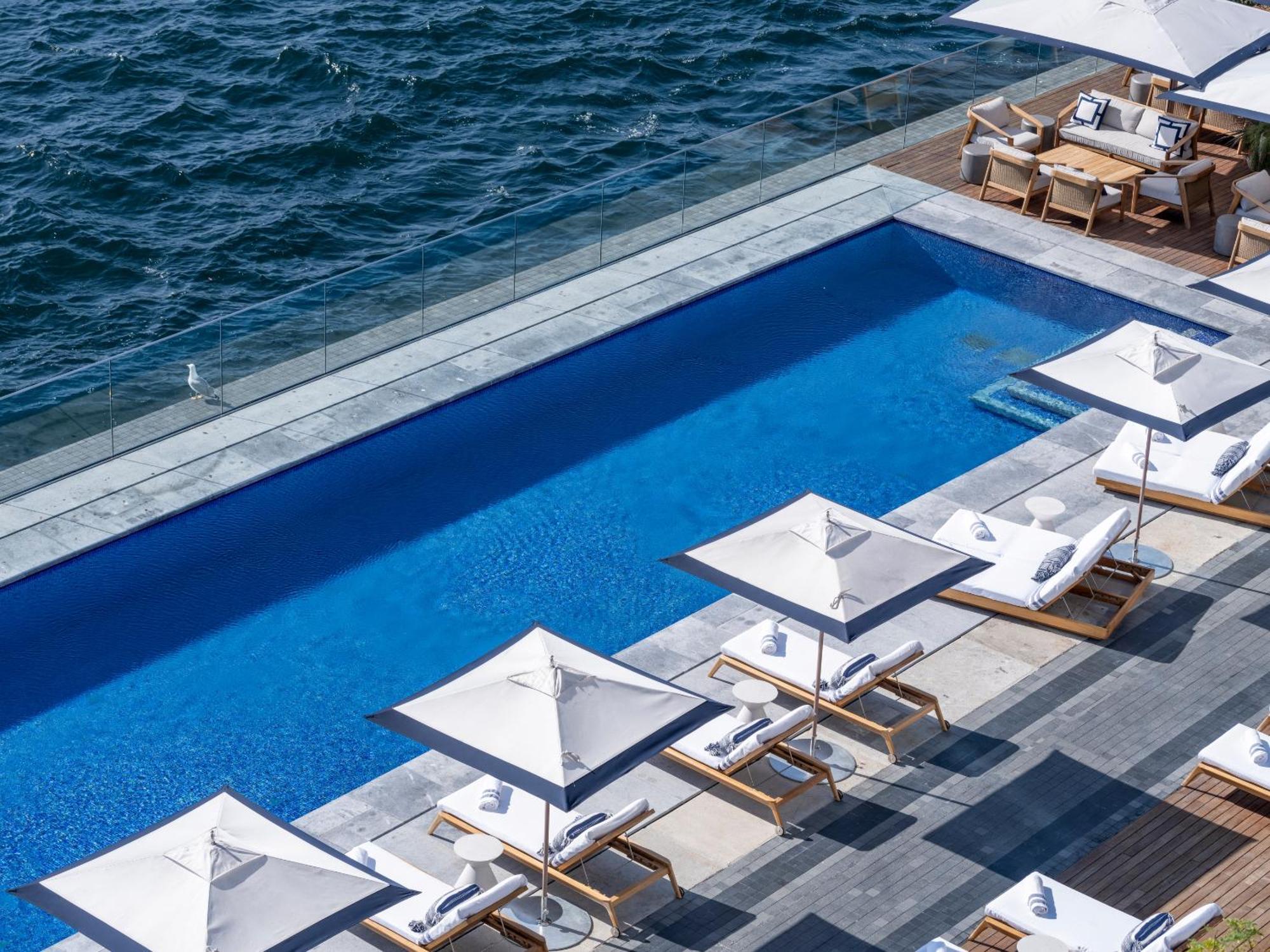 The Peninsula Istanbul Hotel Exterior photo